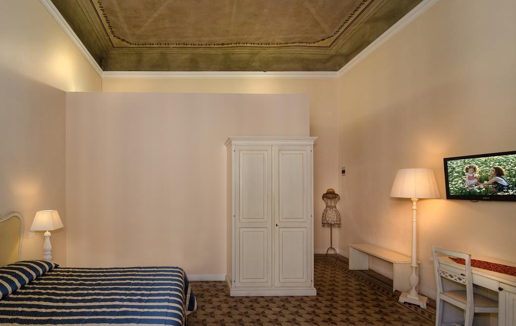 Hotel Galileo Pisa Buitenkant foto
