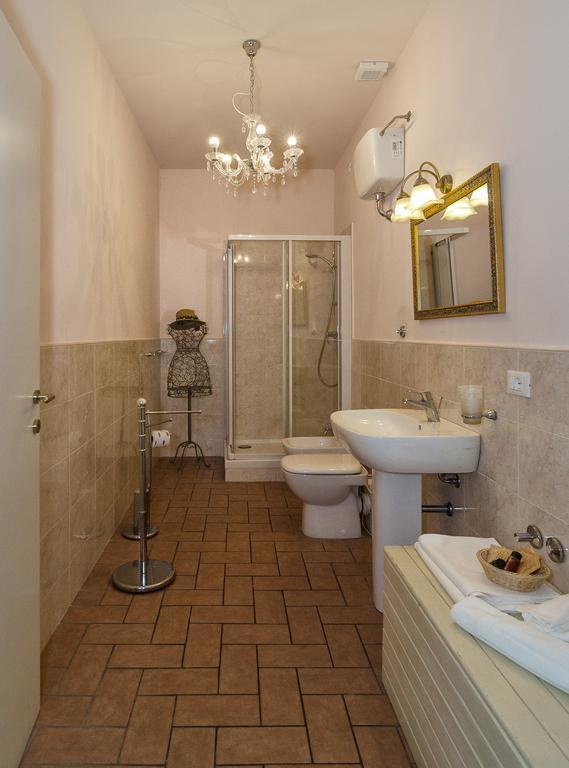 Hotel Galileo Pisa Buitenkant foto