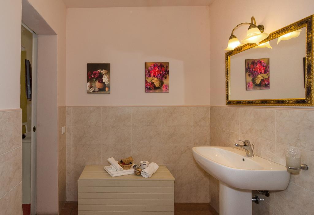 Hotel Galileo Pisa Buitenkant foto