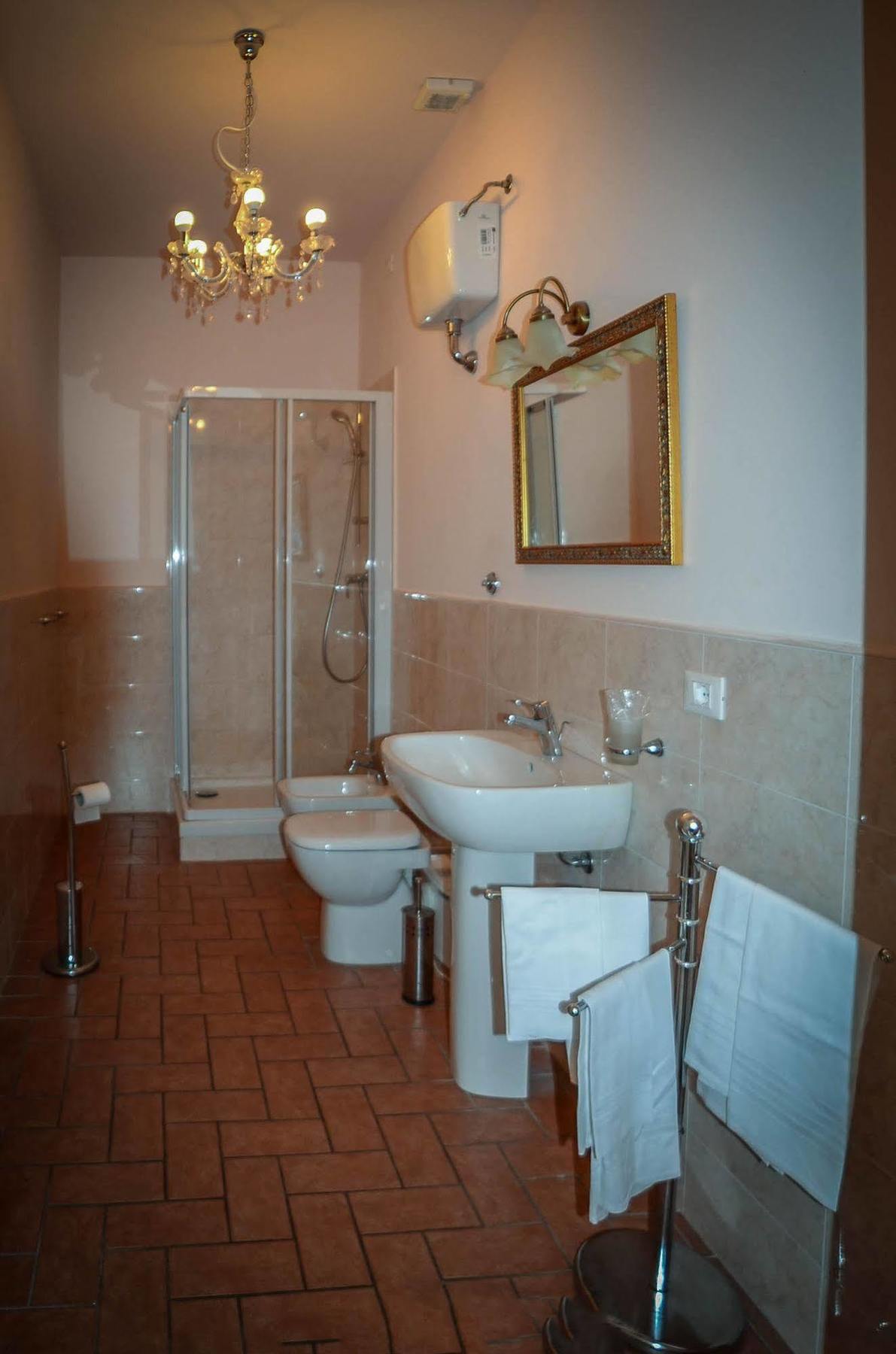 Hotel Galileo Pisa Buitenkant foto